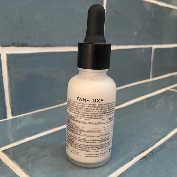 Tan-Luxe Super Glow Tanning Serum - Picture 2 of 2